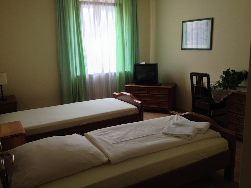 City Hotel Garni هانوفر الغرفة الصورة