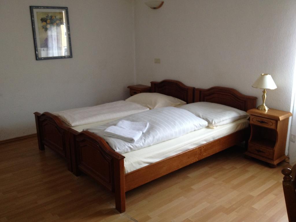 City Hotel Garni هانوفر الغرفة الصورة